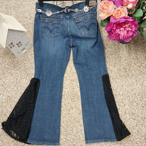 3341 Size 14 Levi's 515 Upcycled Bell Bottoms in Red Black Lace - Picture 6 of 8
